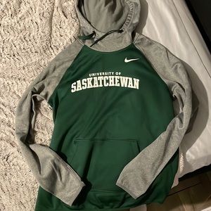 U of S, Nike, size S